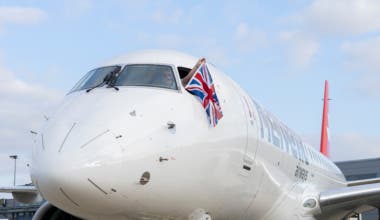Helvetic first E2 flight to LCY
