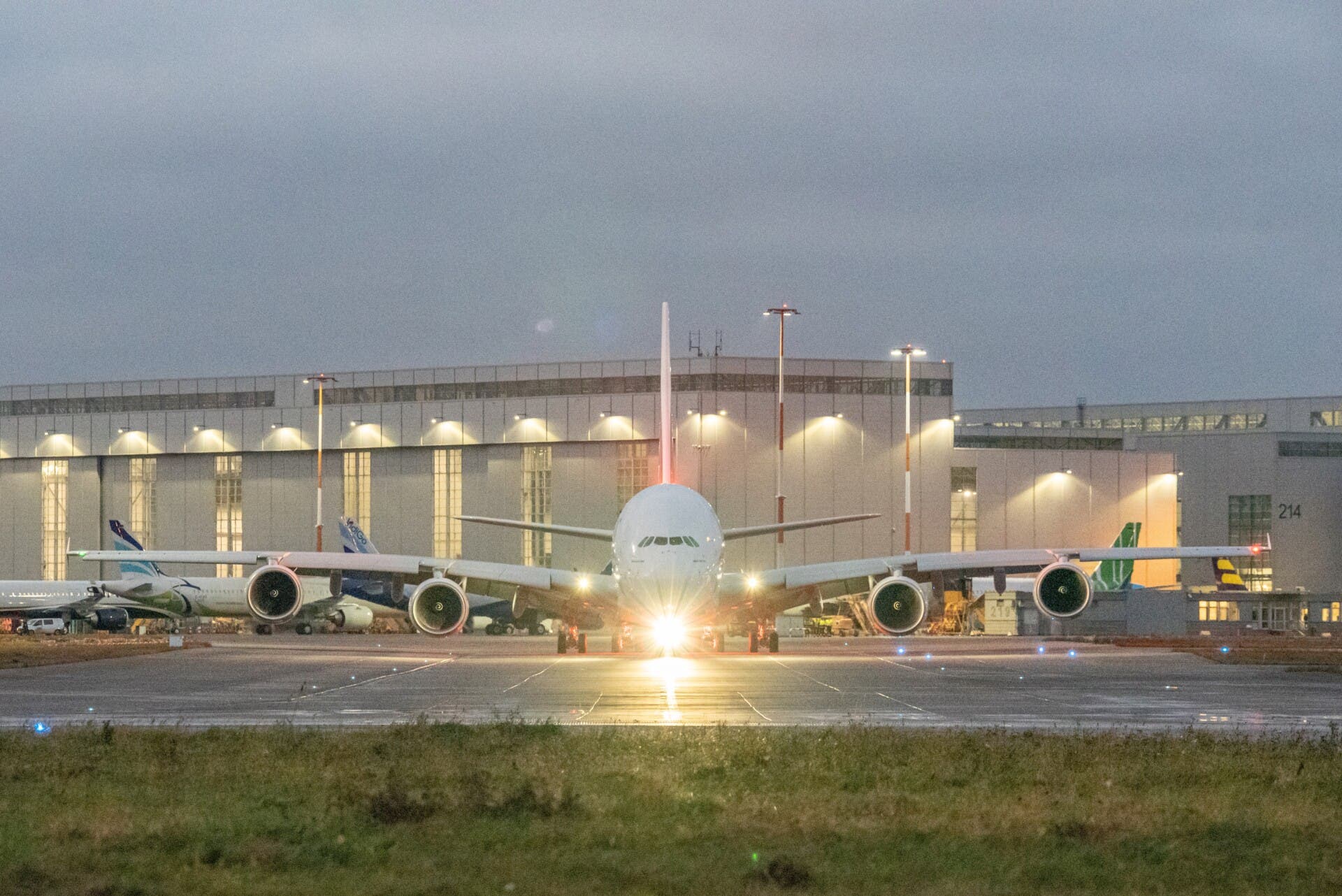 Airbus, Final Airbus a380, Emirates