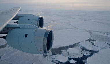 South-pole-flights