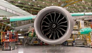 777X Flight Test Engine Install_2