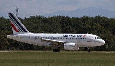 A318 on runway