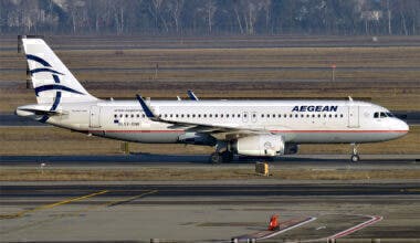 Aegean_Airlines,_SX-DNB,_Airbus_A320-232_(39427141514)