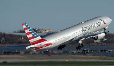 American Airlines Boeing 777-223(ER) N779AN