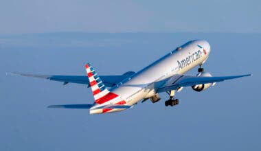 American Airlines Boeing 777-323(ER) N732AN