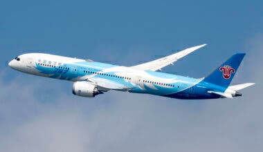 China Southern Airlines Boeing 787-9 Dreamliner B-1297 (2)