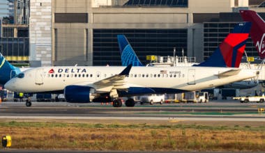 Delta Air Lines Airbus A220-100 N113DQ (2)