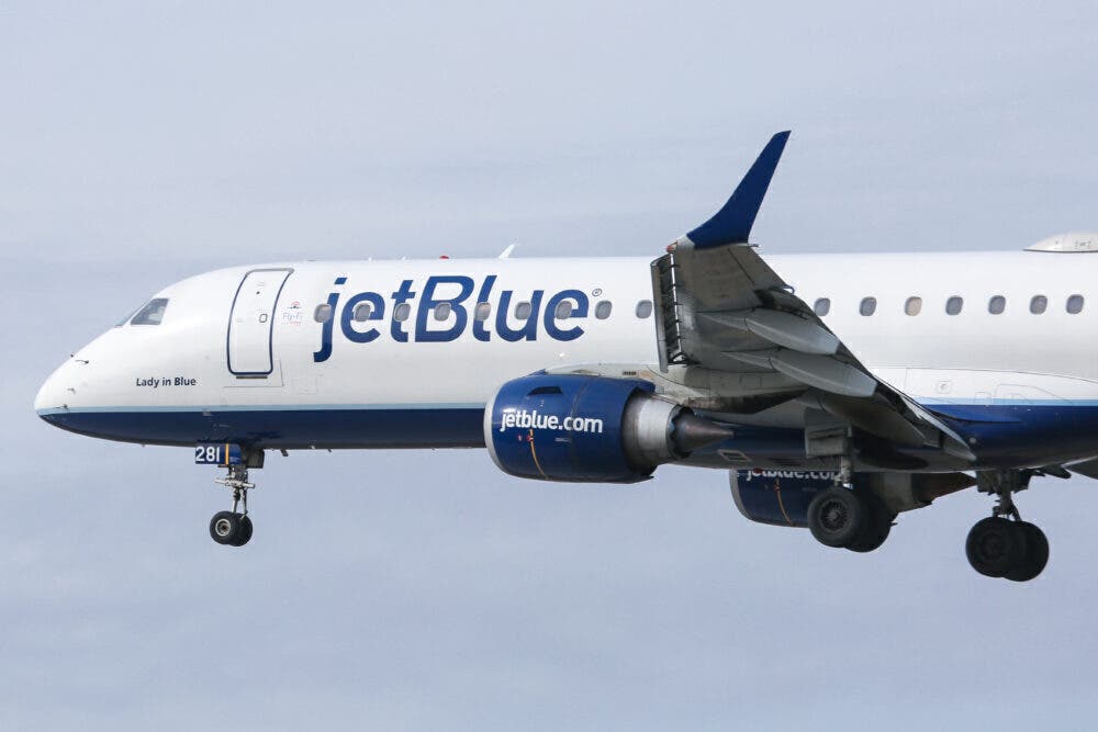 US-flight-cancelations-continue-getty