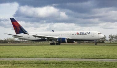 Delta 767