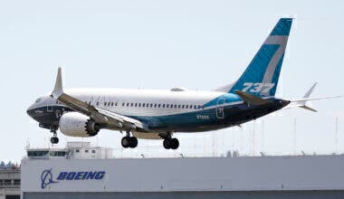 737 MAX