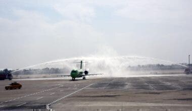 ARJ21 water salute