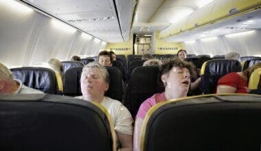 Boeing sleeping seats
