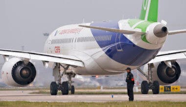 COMAC C919 taxiing icing test