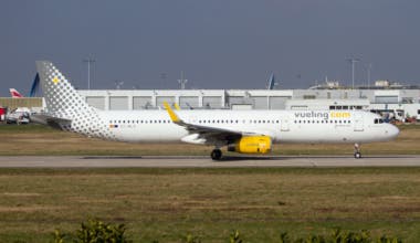 Vueling Airbus 321 leaving Paris Orly Airport