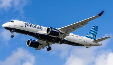 JetBlue Airways Airbus A220-300 N3008J