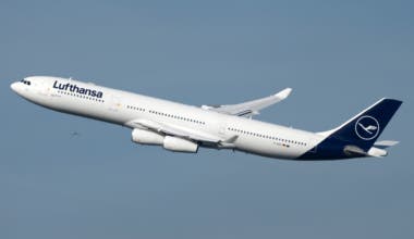 Lufthansa Airbus A340-313 D-AIGX