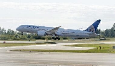 United Boeing 787-9