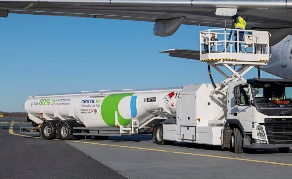 Nestes biofuel truck