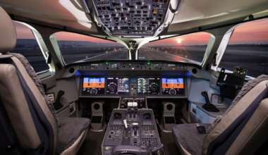Qantas-A220-e-jets-examination