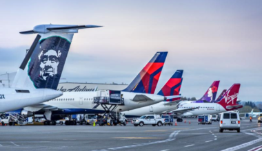 US-flight-cancelations-continue